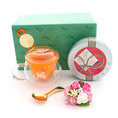1 giftset with MON POTE Orange + wrapping paper
