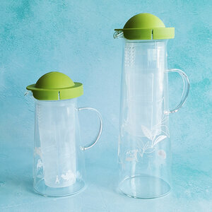 TEA CARAFE + GREEN LID