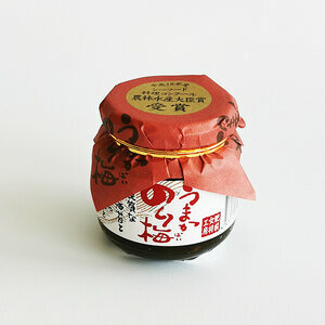 SEAWEED AND PLUM PESTO