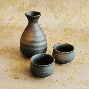 KUROBI SAKE SET